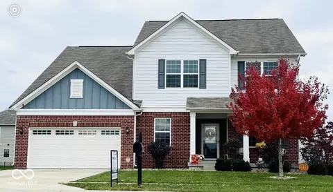 8269 Terryglass Ct, Avon, IN 46123