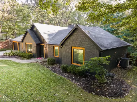 6093 Tremont Blvd, Bargersville, IN 46106