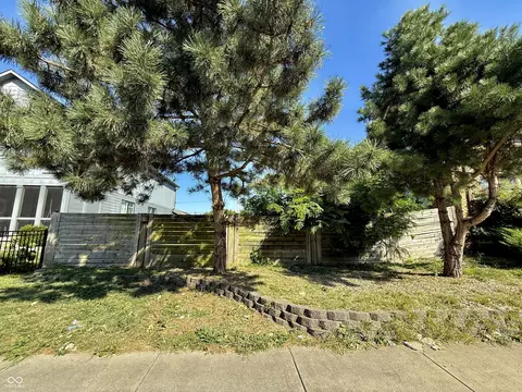 1715 N College Ave, Indianapolis, IN 46202