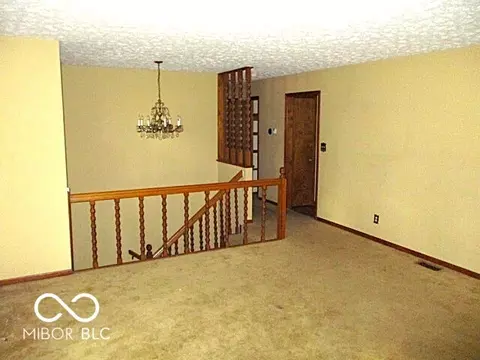 Living - 1360 E Hadley Rd, Plainfield, IN 46168 photo 1 of 4