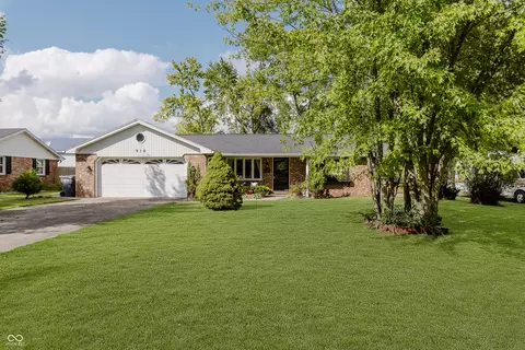 916 Harold St, Anderson, IN 46013