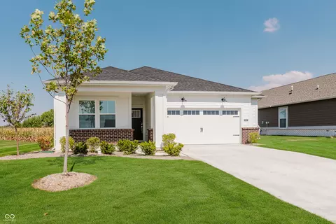 5344 W Glenview Dr W, Mccordsville, IN 46055