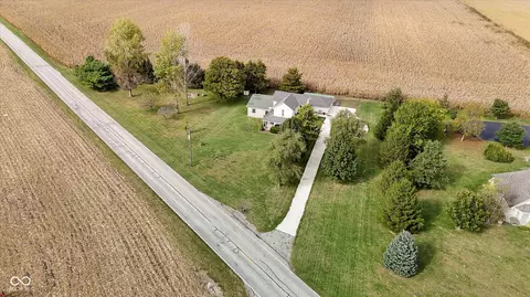 View/Area - 6560 Lapel Rd, Pendleton, IN 46064 photo 2 of 6