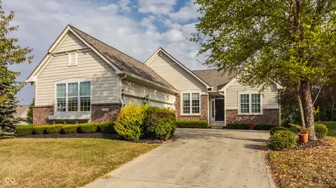12244 Leewood Ct, Noblesville, IN 46060