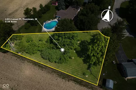 1321 Locust Pl, Thorntown, IN 46071