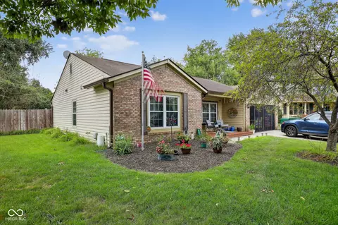 17665 Shaelynn Ct, Westfield, IN 46074