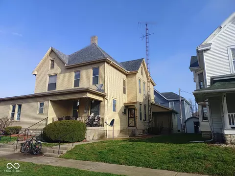 228 12 W 5th St, Rushville, IN 46173