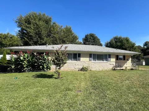 6132 E Nelson Pl, Indianapolis, IN 46219