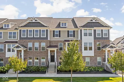 1208 Chapman Dr, Westfield, IN 46074