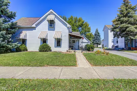 52 W Broadway St, Greenwood, IN 46142