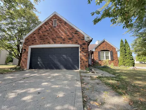 10115 Park Ridge Dr, Indianapolis, IN 46229