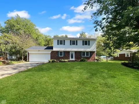 3335 Marilyn St, Columbus, IN 47203