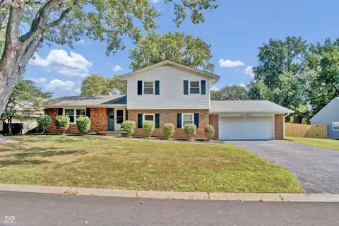 3271 Beech Dr, Columbus, IN 47203