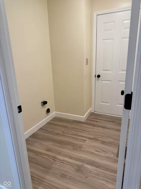 7446 Deville Ct, Indianapolis, IN 46256 photo 19