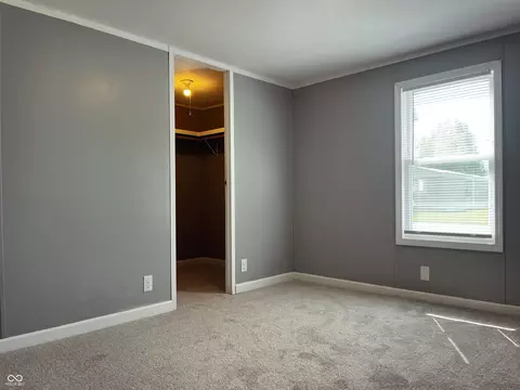 Bedroom - 205 Walnut St, Hope, IN 47246 photo 4 of 6