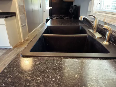 Kitchen - 205 Walnut St, Hope, IN 47246 photo 4 of 4