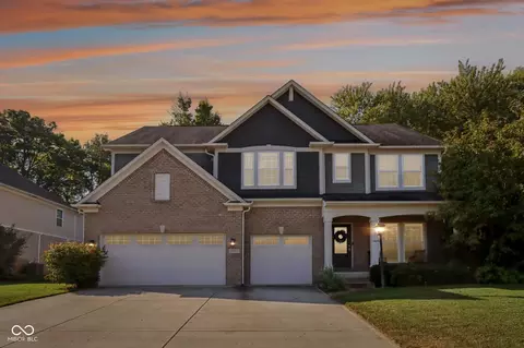 3895 Harrison Crossing Ln, Greenwood, IN 46142