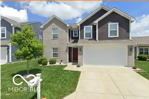 2108 Willow Oak Ct, Shelbyville, IN 46176