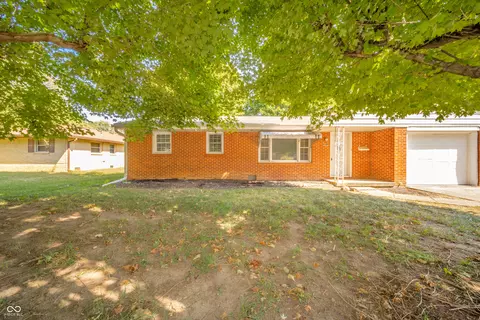 2012 Costello Dr, Anderson, IN 46011