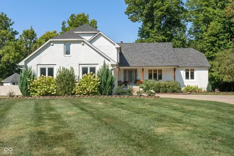 7452 W Creekside Ct, New Palestine, IN 46163