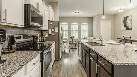 Kitchen - 13276 E Lieder Way, Fishers, IN 46037 photo 4 of 5
