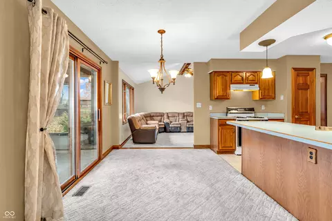 7574 Williamsburg Dr, Plainfield, IN 46168 photo 18
