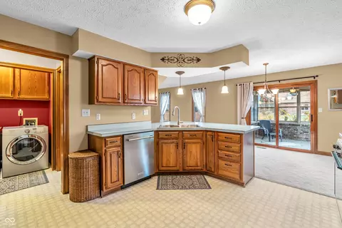 7574 Williamsburg Dr, Plainfield, IN 46168 photo 24