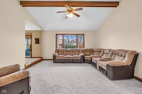 7574 Williamsburg Dr, Plainfield, IN 46168 photo 6