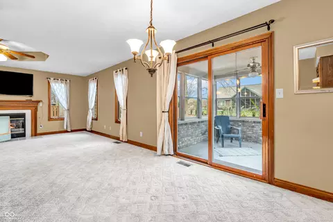 7574 Williamsburg Dr, Plainfield, IN 46168 photo 11
