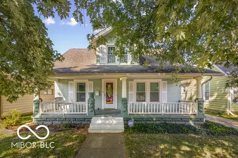 2118 Maple St, Columbus, IN 47201