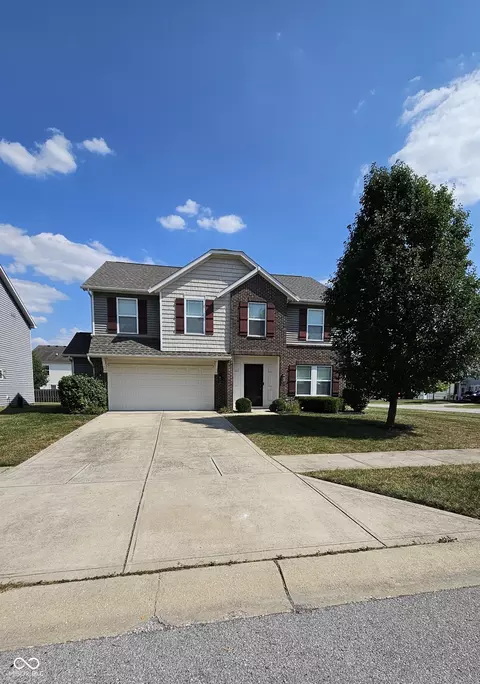 2415 Cabin Hill Rd, Indianapolis, IN 46229