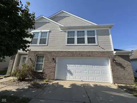 8042 States Bend Dr, Indianapolis, IN 46239