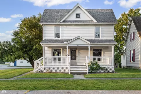 111 E Graham St, Kentland, IN 47951