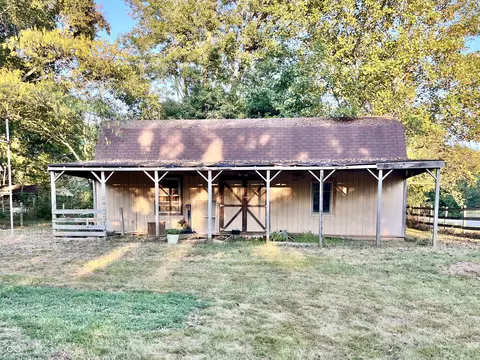 7499 N Us 31 Hwy, Seymour, IN 47274