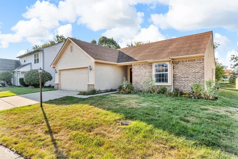 611 E Pine Ridge Dr, Westfield, IN 46074