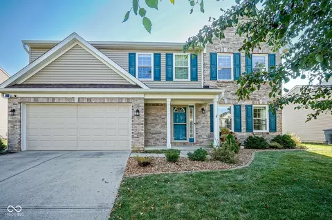 2183 S Moeller Cir, New Palestine, IN 46163