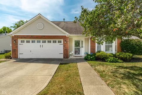10685 Springston Ct, Fishers, IN 46037