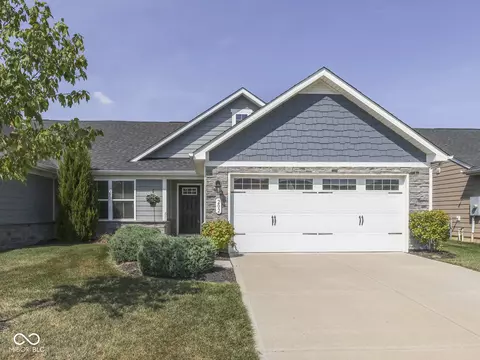 202 Kiawah Dr, Whiteland, IN 46184