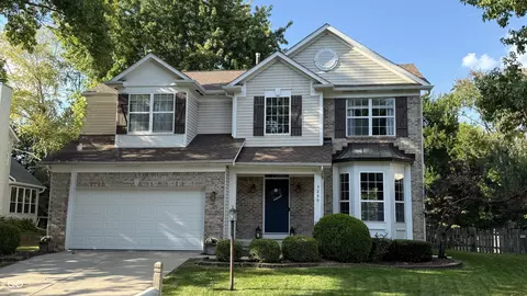 5260 Ivy Hill Dr, Carmel, IN 46033