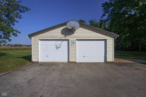 Exterior - 4320 E 900 N, Edinburgh, IN 46124 photo 3 of 12