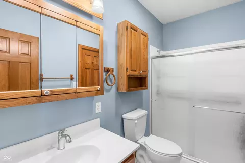 Bath - 4320 E 900 N, Edinburgh, IN 46124 photo 1 of 3
