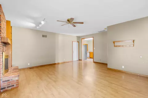 Living - 4320 E 900 N, Edinburgh, IN 46124 photo 7 of 8