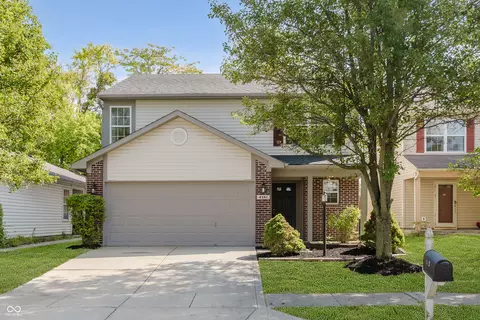 4341 Village Trace Ct, Indianapolis, IN 46254