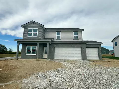 6016 Madera Dr, Whitestown, IN 46075