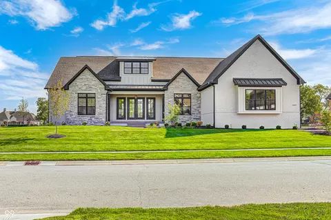 11293 Golden Bear Way, Noblesville, IN 46060