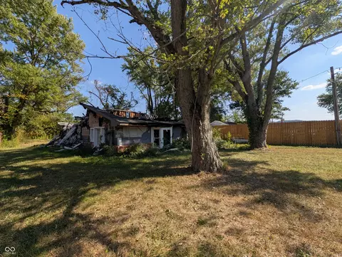 5795 Mason Ln, Martinsville, IN 46151