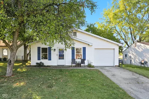 8050 Winchester Pl, Indianapolis, IN 46227