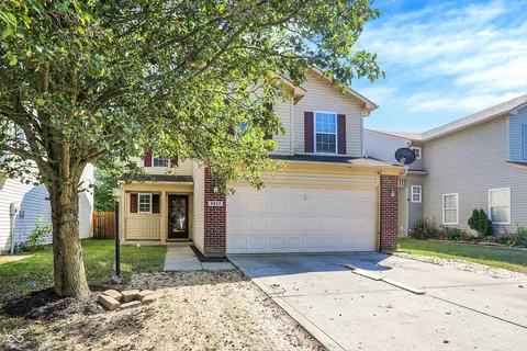 3937 Village Trace Blvd, Indianapolis, IN 46254