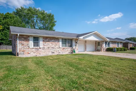 4214 Mellen Dr, Anderson, IN 46013