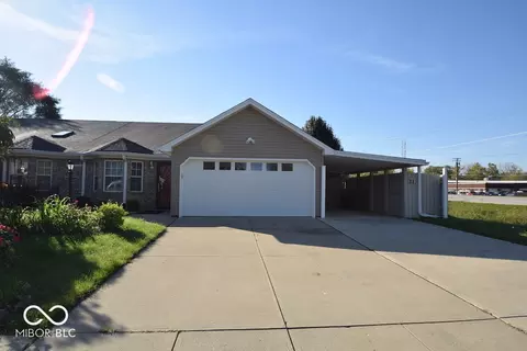 11 Medina Ln, Indianapolis, IN 46227